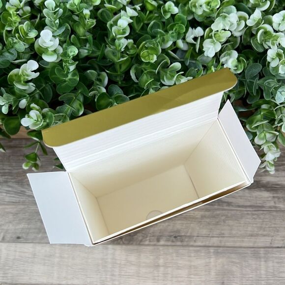 Chanel Limited Edition Gold Gift Box A Sight To See - Picture 5 of 7